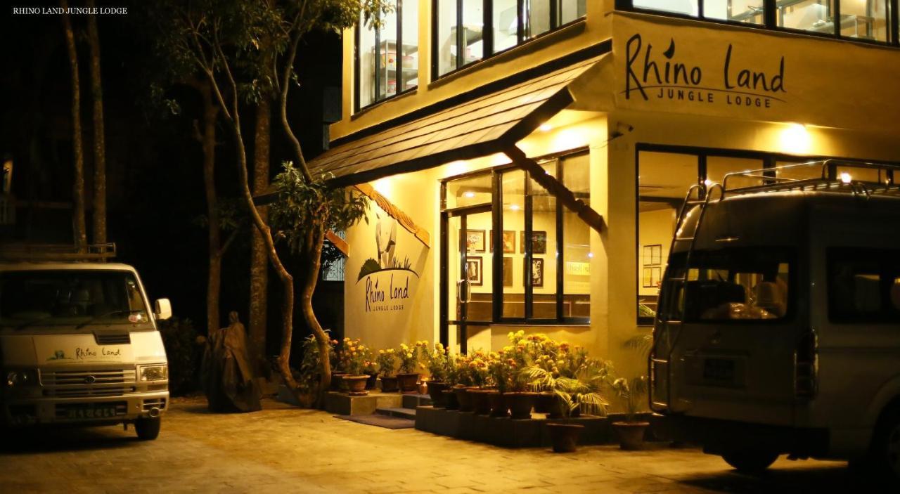 Rhino Land Jungle Lodge ソーラハ エクステリア 写真